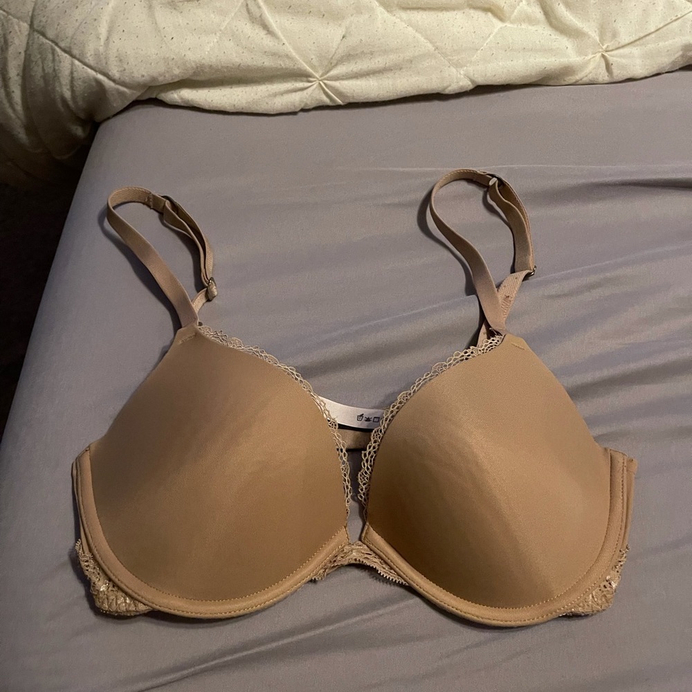 Ambrielle nude plunge unwire bra